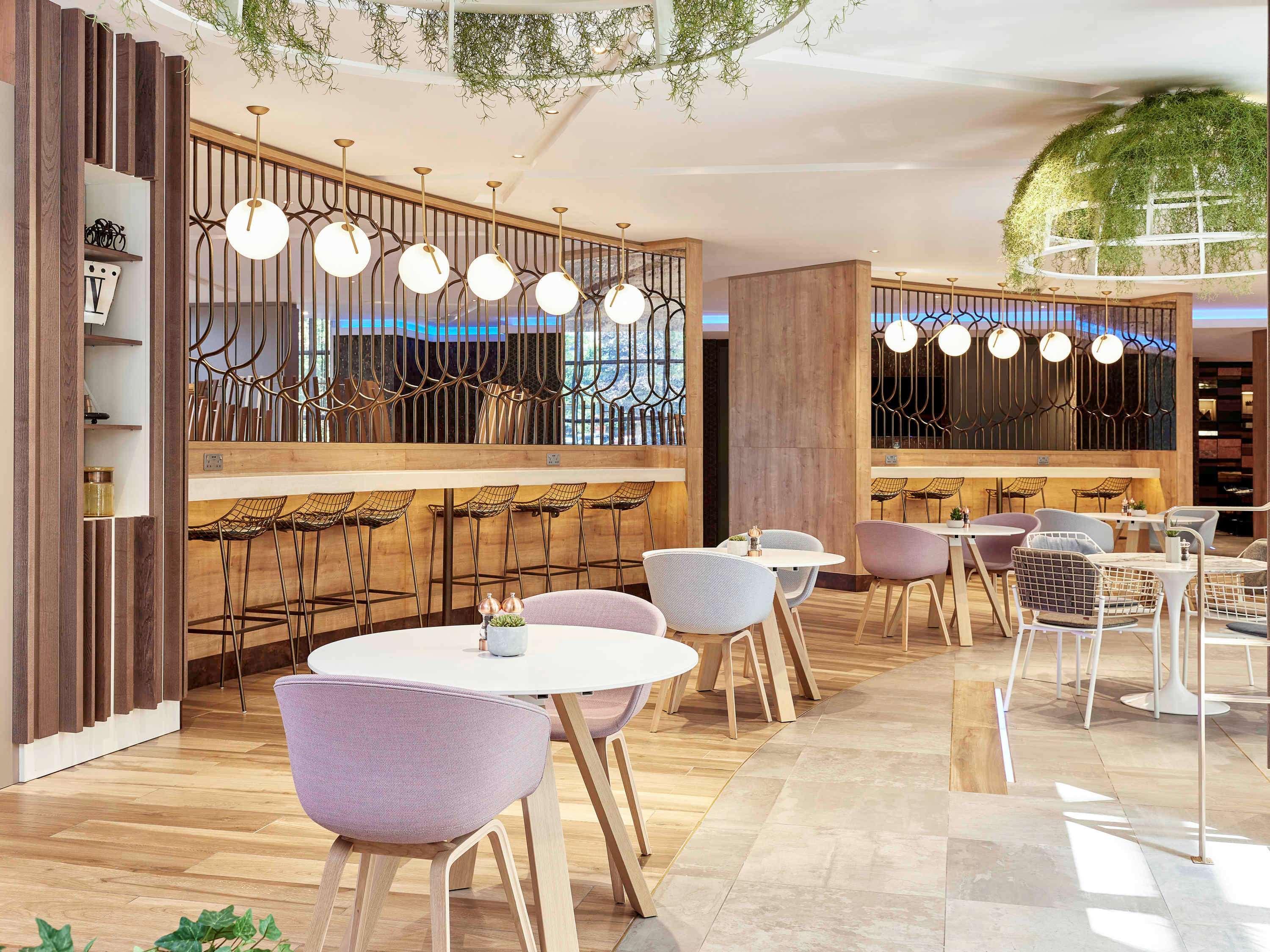 Novotel London Heathrow Airport T1 T2 And T3 Hayes  Eksteriør billede